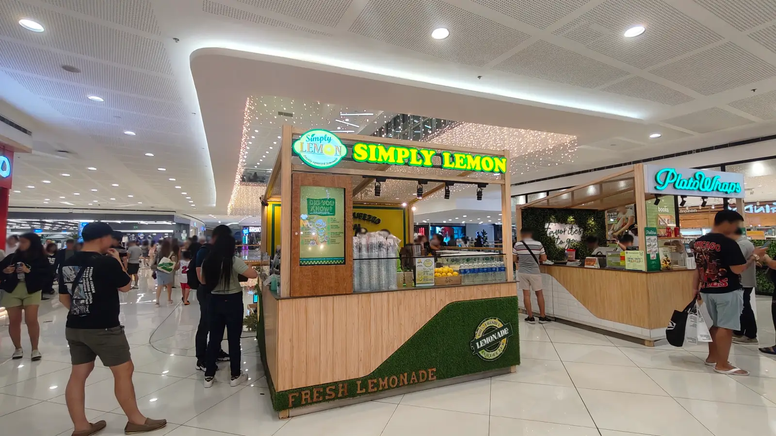 SIMPLY LEMON in SM Mall of Asia